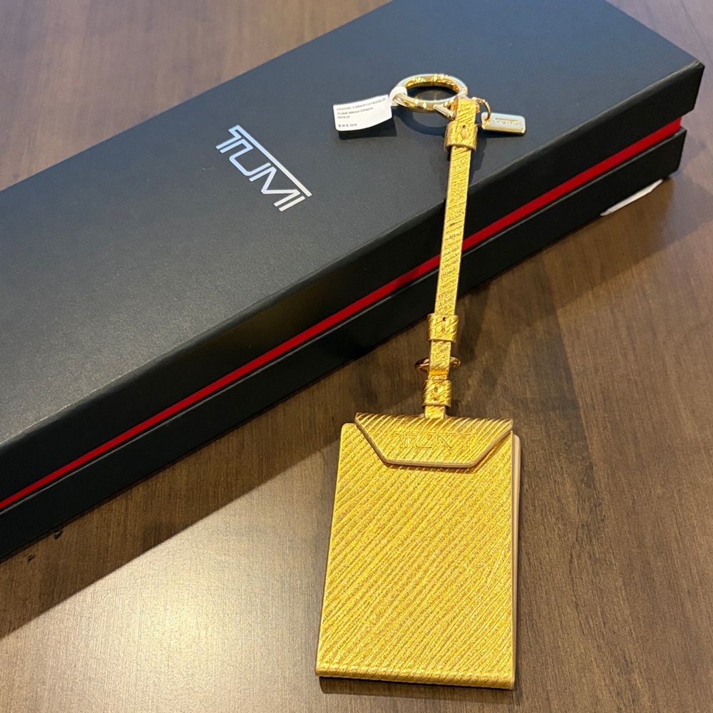 Tumi Mirror Charm